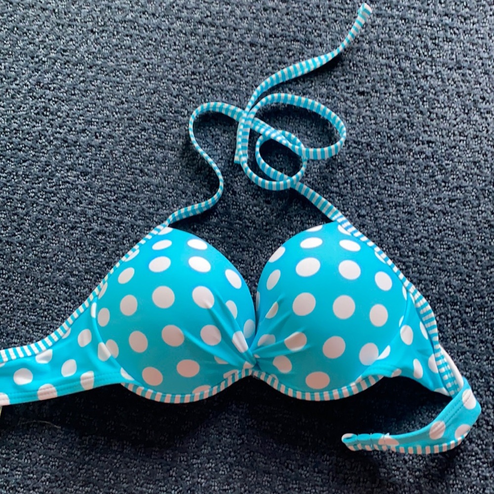Bikini top